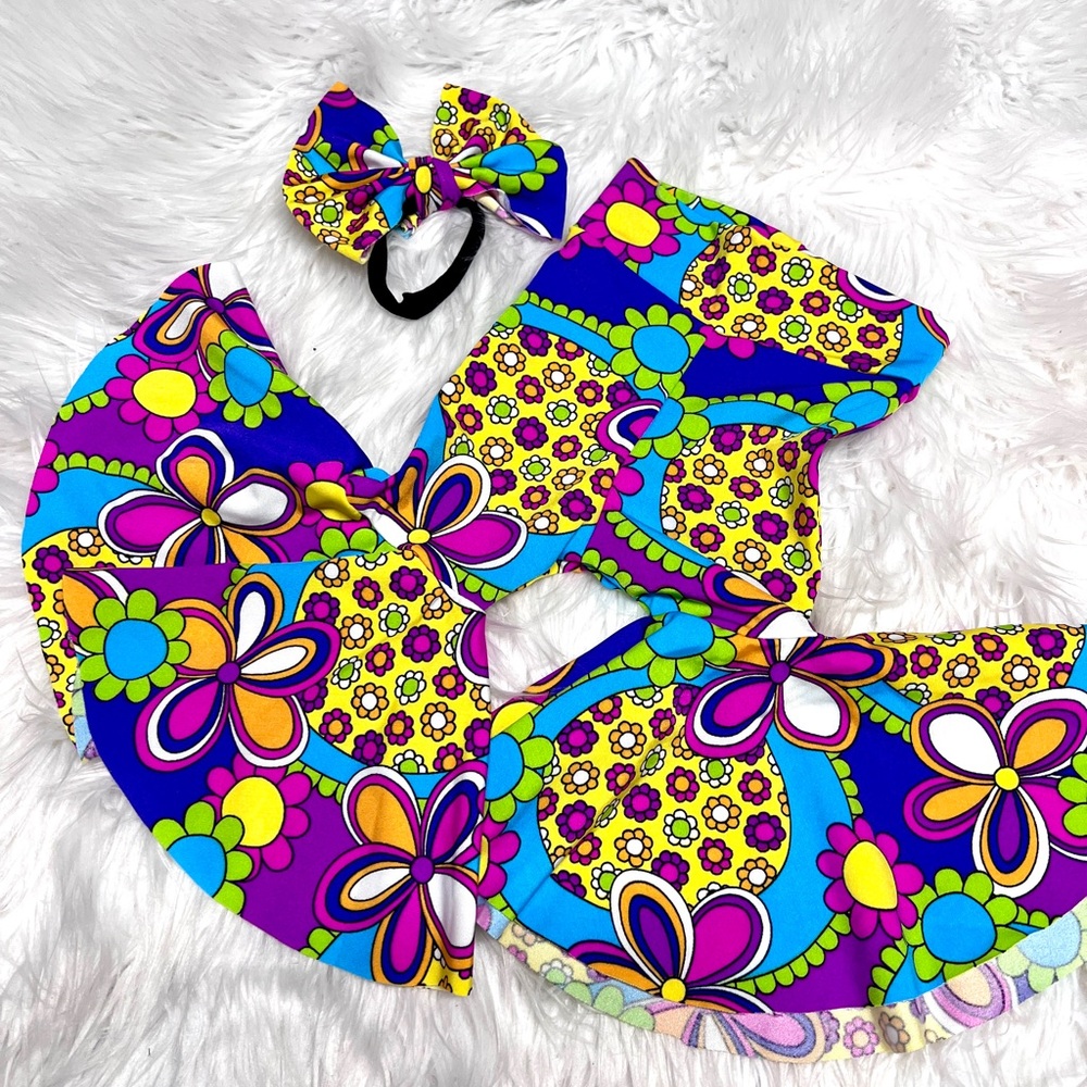 Groovy psychedelic bell bottoms with bow on nylon band groovy one outfit